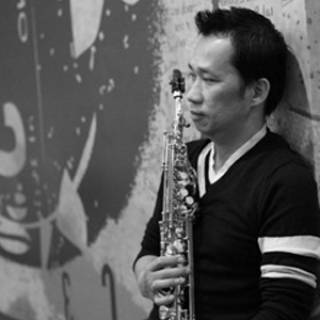 Saxophone Xuân Hiếu