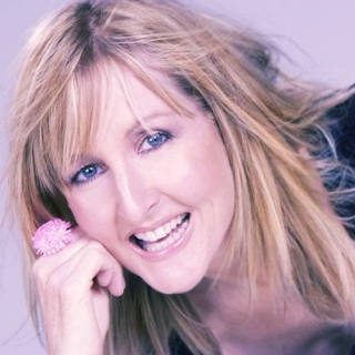 Donna Lewis