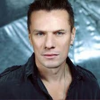 Larry Mullen