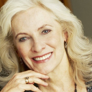 Betty Buckley