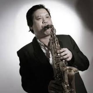 Saxophone Thanh Lâm