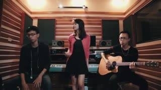 Cơn Mưa Ngang Qua (Hòa Minzy, Tùng Acoustic, Drum Týt Nguyễn Cover) - Various Artists, Hòa Minzy