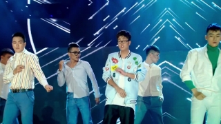 Chia Tay (On Stage Version) - Bùi Anh Tuấn